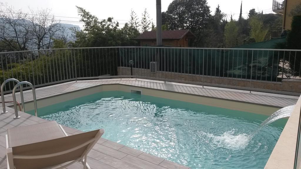 B&B Il Riccio Costermano Eksteriør bilde