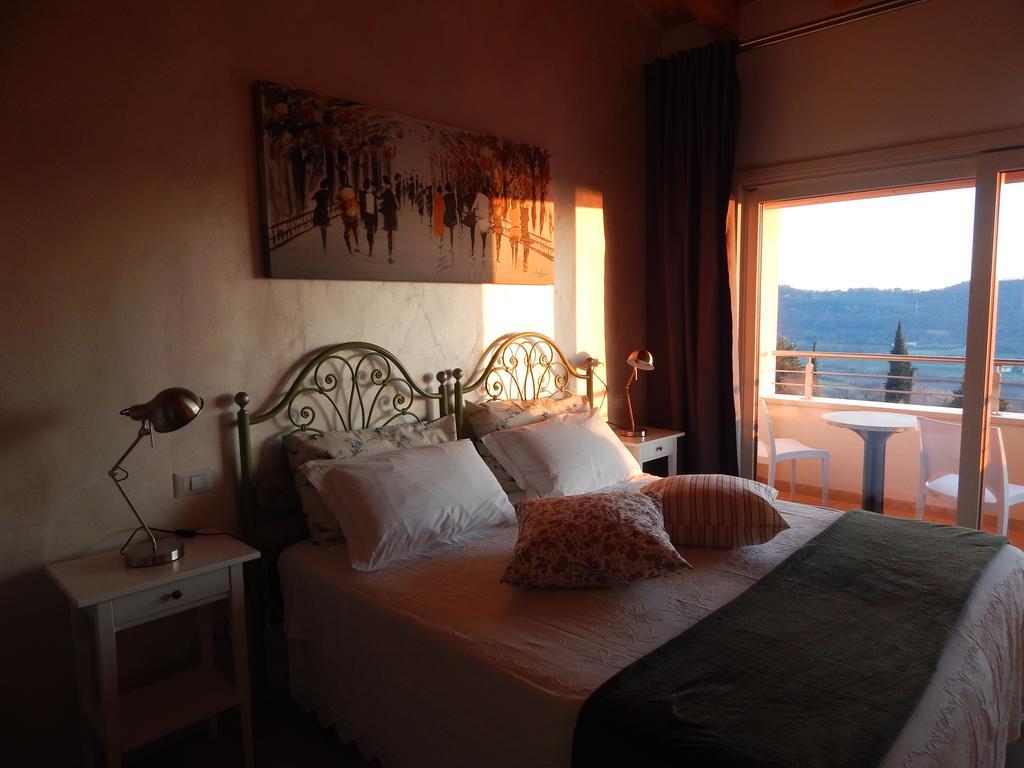 B&B Il Riccio Costermano Eksteriør bilde