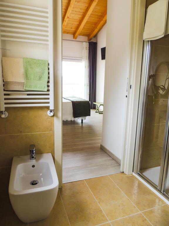 B&B Il Riccio Costermano Eksteriør bilde